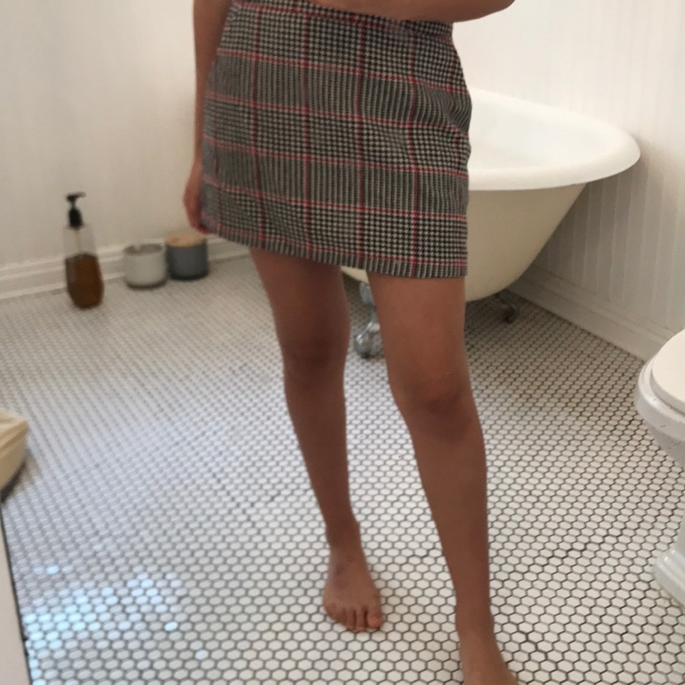 Forever 21- Black, White, and Red Patterned Skirt